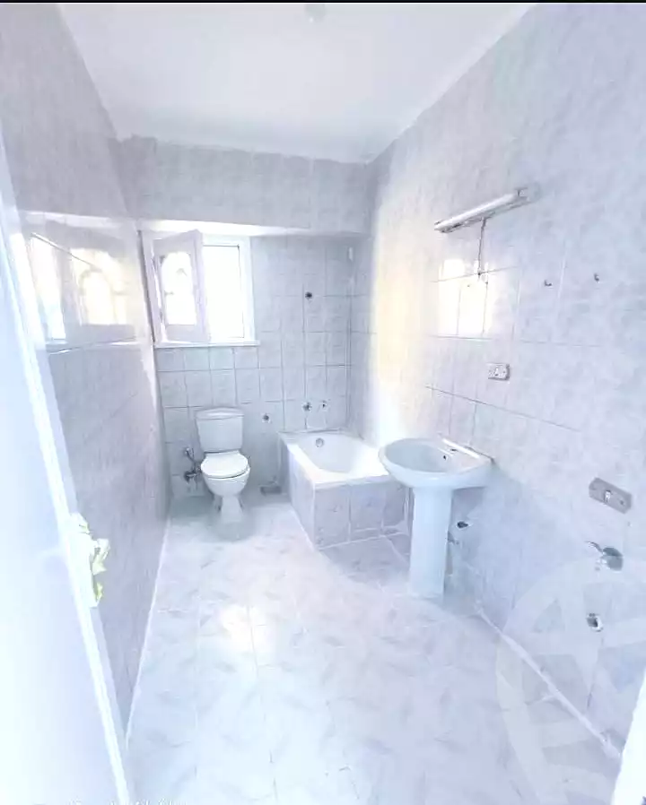 https://aqarmap.com.eg/en/listing/6872253-for-sale-alexandria-al-agamy-shataa-el-nakheel