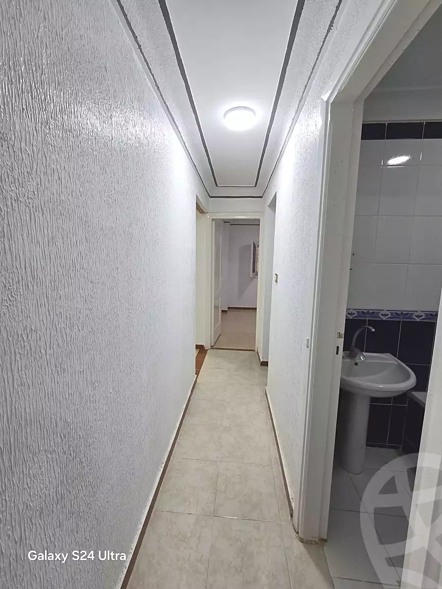 https://aqarmap.com.eg/en/listing/6872724-for-sale-alexandria-al-agamy-shataa-el-nakheel-street-45