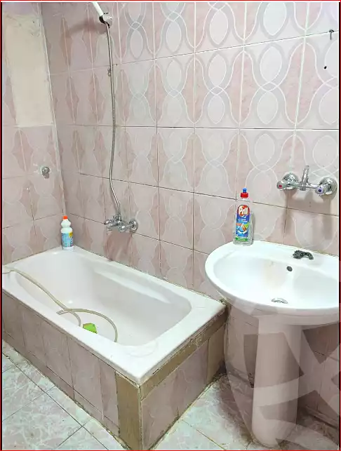 https://aqarmap.com.eg/en/listing/6872903-for-rent-alexandria-el-mandara
