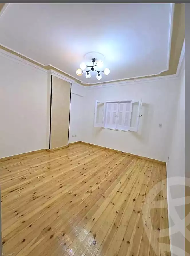 https://aqarmap.com.eg/ar/listing/6874137-for-rent-alexandria-ganaklis-shr-bw-qyr-tryq-lhry