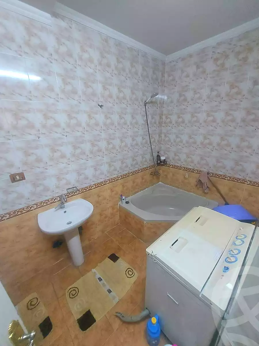 https://aqarmap.com.eg/en/listing/6874409-for-sale-cairo-helwan-hadayek-helwan-el-obour