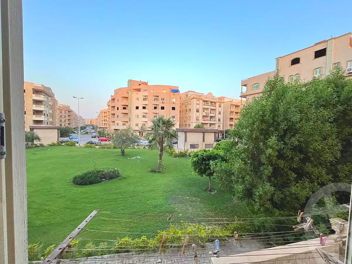 https://aqarmap.com.eg/ar/listing/6875013-for-sale-cairo-new-cairo-south-investors-mohammed-nagib-axis-st