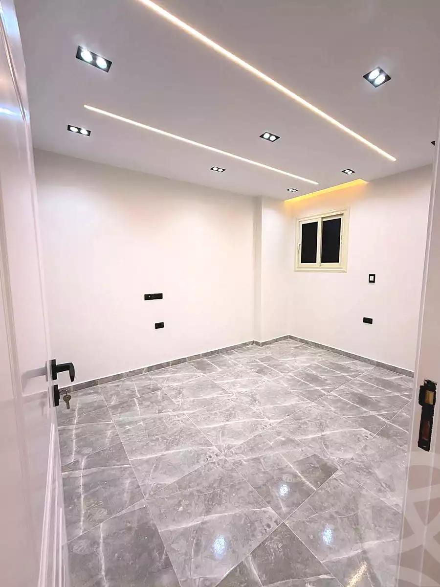 https://aqarmap.com.eg/ar/listing/6875067-for-sale-cairo-elnozha-Streettt-27