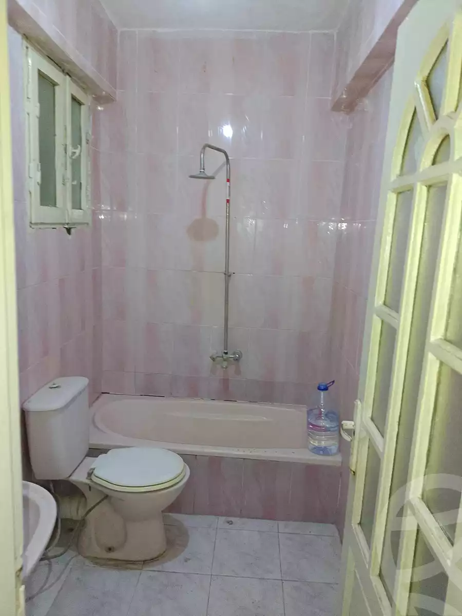 https://aqarmap.com.eg/ar/listing/6875219-for-sale-alexandria-al-agamy-el-hanouvel