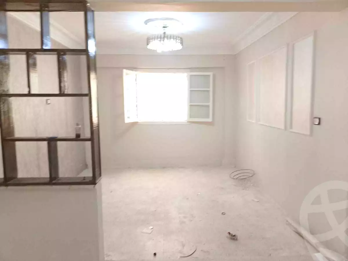 https://aqarmap.com.eg/ar/listing/6875298-for-sale-alexandria-al-agamy-el-hanouvel-el-salam-st