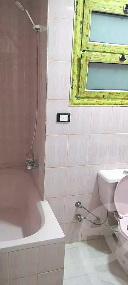 https://aqarmap.com.eg/ar/listing/6875804-for-sale-alexandria-sydy-bshr-sydy-bshr-bhry-el-fakharany-st