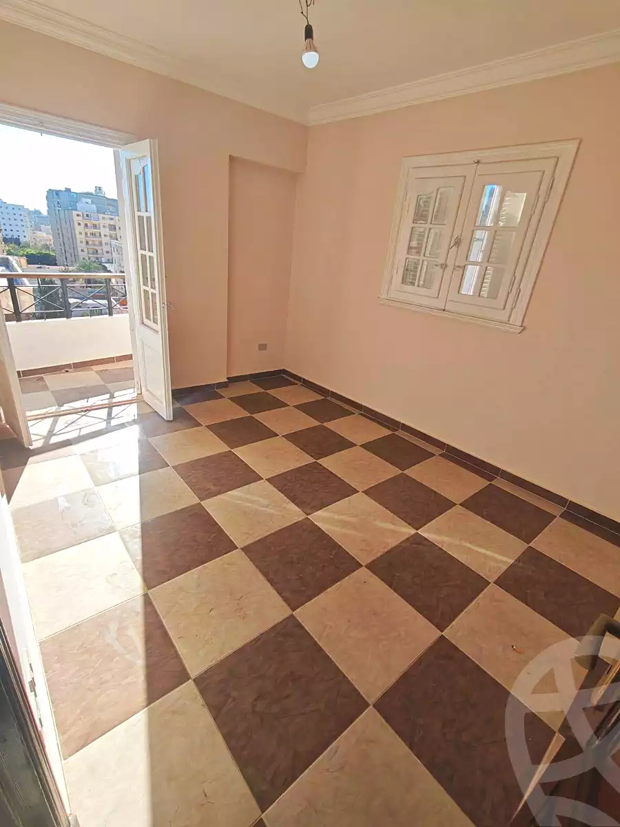 https://aqarmap.com.eg/en/listing/6876099-for-sale-alexandria-al-agamy-el-hanouvel-al-asdakaa-st