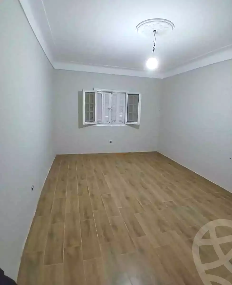 https://aqarmap.com.eg/en/listing/6876210-for-sale-alexandria-lsywf-el-falki