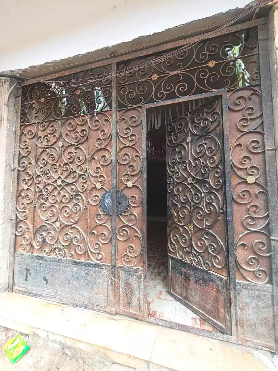 https://aqarmap.com.eg/en/listing/6876220-for-sale-alexandria-al-agamy-el-hanouvel-kasr-al-quiri-st-1
