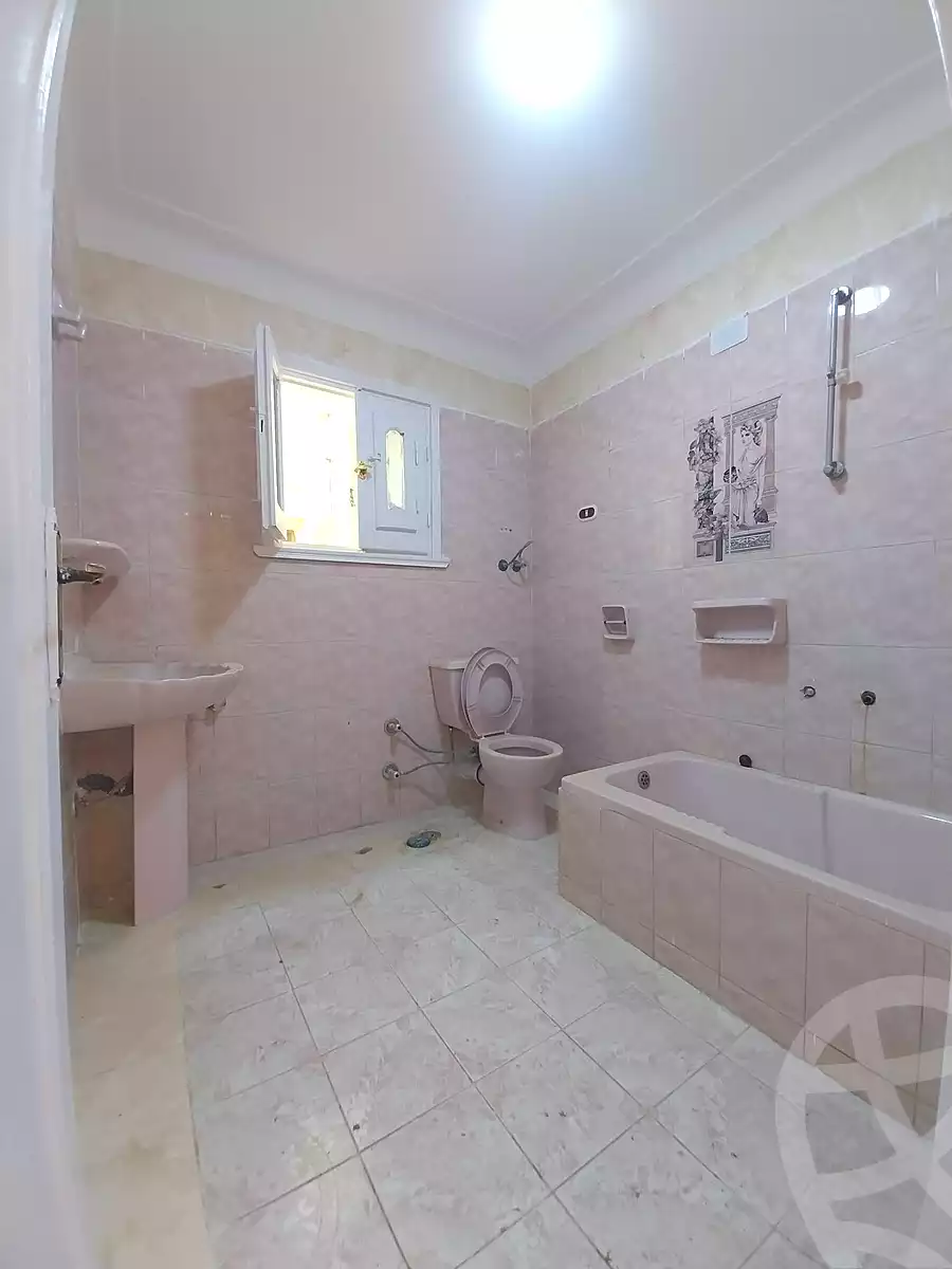 https://aqarmap.com.eg/en/listing/6876593-for-sale-alexandria-al-agamy-shataa-el-nakheel