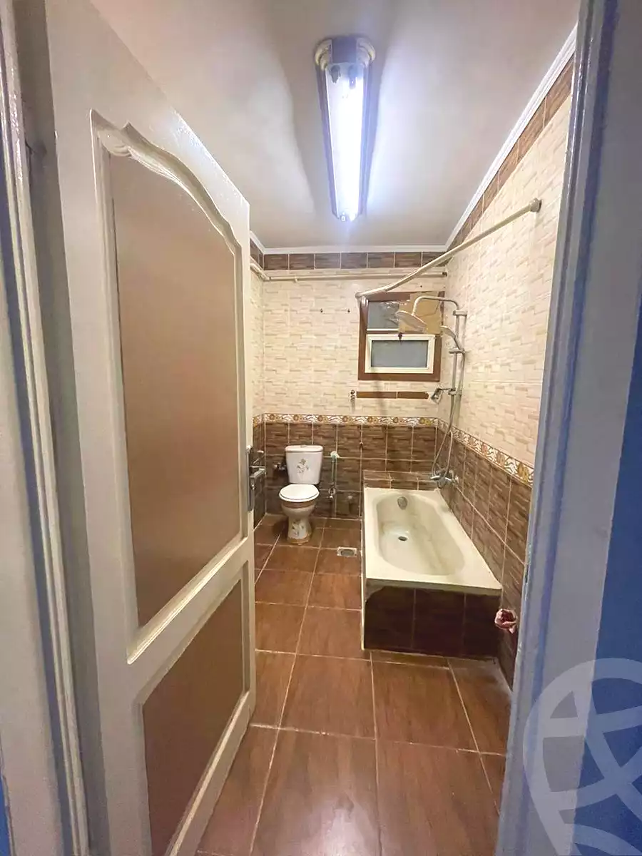 https://aqarmap.com.eg/ar/listing/6876671-for-sale-cairo-ain-shams-ain-shams-el-sharkia-el-eshrein-stt