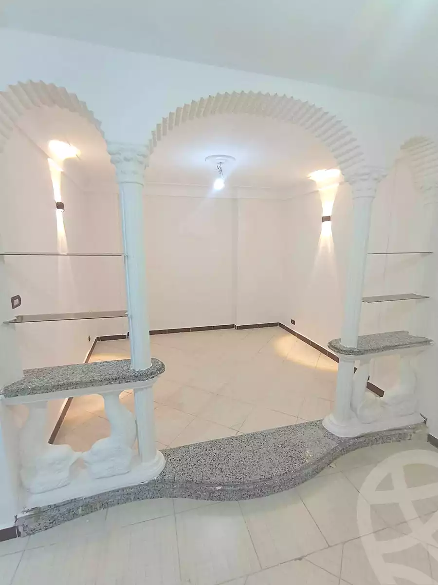 https://aqarmap.com.eg/ar/listing/6876740-for-sale-alexandria-lsywf-el-falki