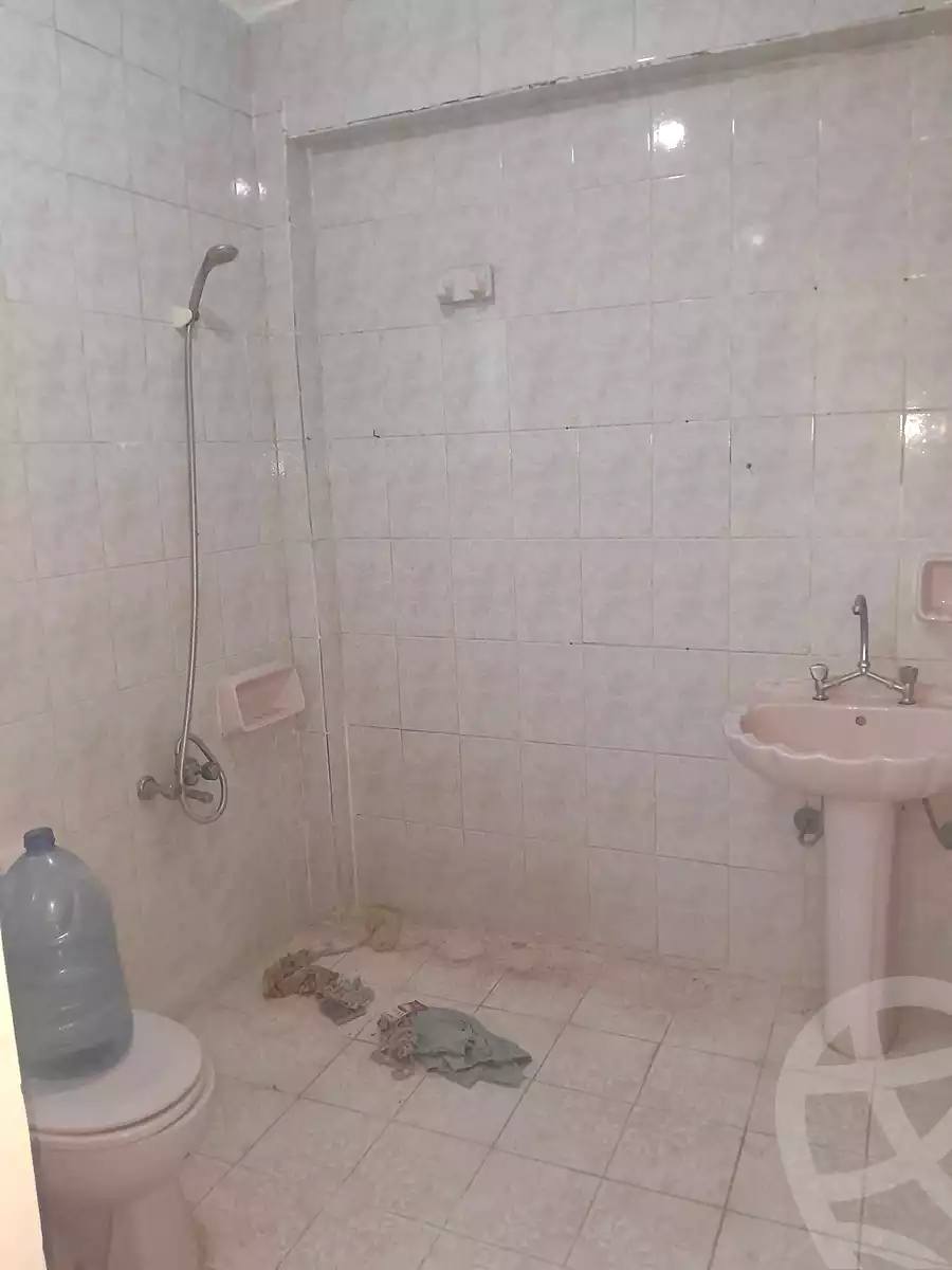https://aqarmap.com.eg/ar/listing/6876754-for-sale-alexandria-al-agamy-el-hanouvel-el-salam-st