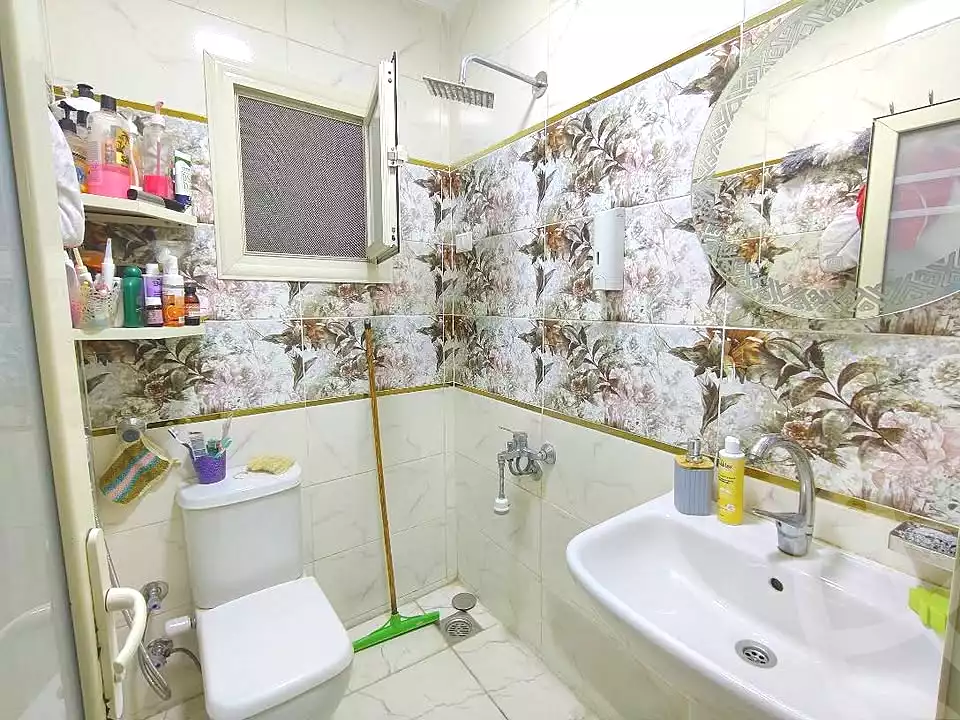 https://aqarmap.com.eg/en/listing/6877011-for-sale-alexandria-miami-45-street