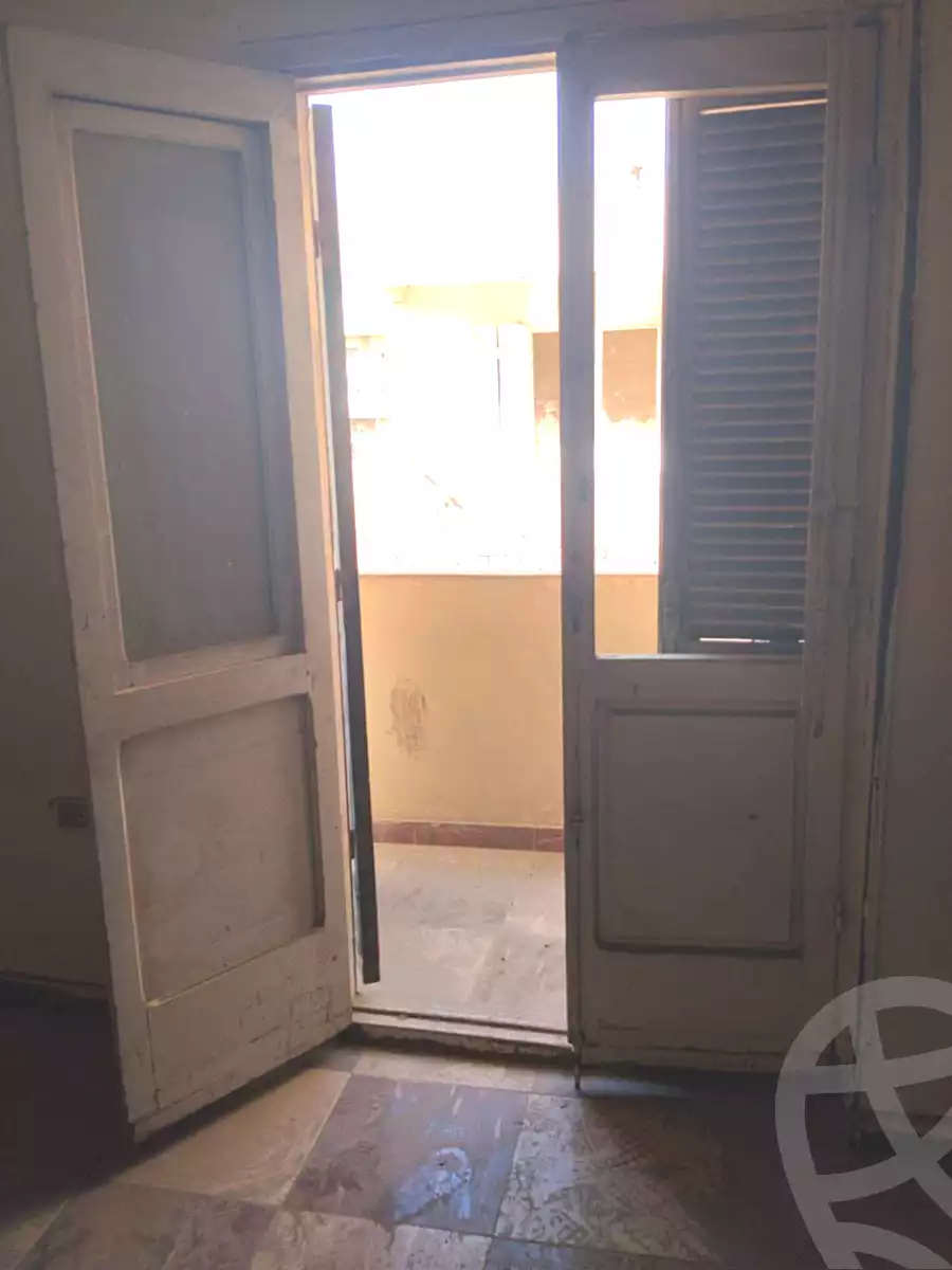 https://aqarmap.com.eg/ar/listing/6877588-for-sale-cairo-helwan-helwan-el-sharkeya-abd-el-rahman-pasha-st