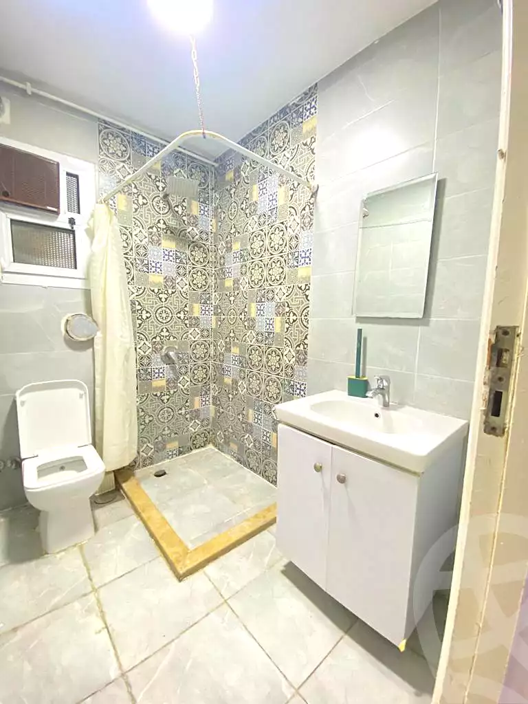 https://aqarmap.com.eg/en/listing/6877904-for-rent-cairo-new-cairo-lrhb-city-phase-1-ali-amin-st
