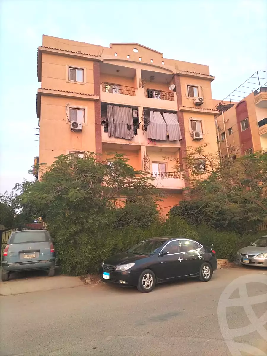 https://aqarmap.com.eg/ar/listing/6877928-for-sale-cairo-el-sheikh-zayed-city-el-hay-el-hady-ashaer-area-1-street-10