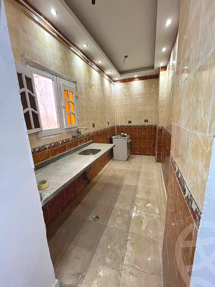 https://aqarmap.com.eg/ar/listing/6877937-for-sale-cairo-el-sheikh-zayed-city-el-hay-el-hady-ashaer-area-1-street-10