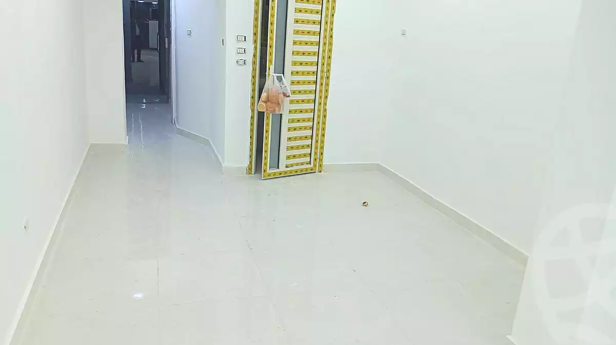 https://aqarmap.com.eg/ar/listing/6875896-for-sale-alexandria-al-agamy-el-hanouvel