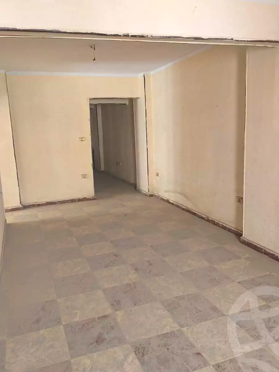 https://aqarmap.com.eg/ar/listing/6877548-for-sale-cairo-helwan-helwan-el-sharkeya-abd-el-rahman-pasha-st