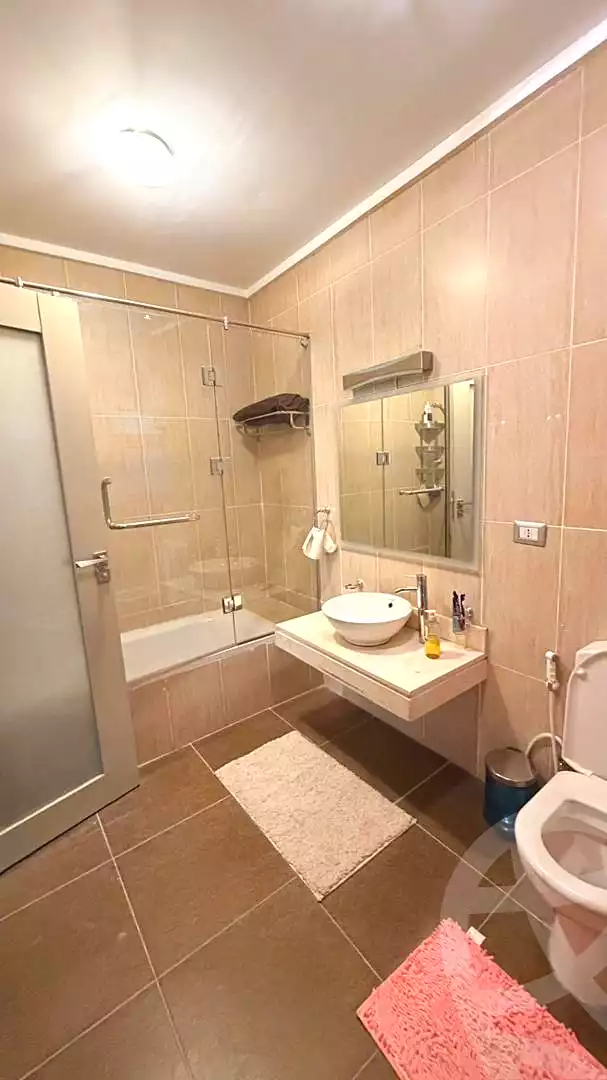 https://aqarmap.com.eg/ar/listing/6878702-for-rent-cairo-new-cairo-compounds-kmbwnd-dh-fyldj-blm-hylz