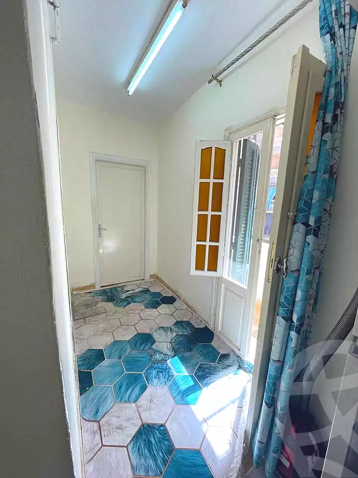 https://aqarmap.com.eg/ar/listing/6878873-for-sale-alexandria-el-mandara-alex-el-mandara-bahri-sidi-kamal-st