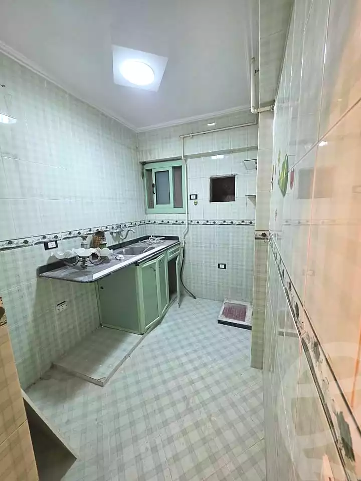 https://aqarmap.com.eg/ar/listing/6878920-for-sale-alexandria-sydy-bshr-sydy-bshr-bhry-gamal-abd-el-nasir-st