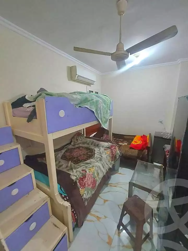 https://aqarmap.com.eg/ar/listing/6877444-for-sale-cairo-helwan-el-shareaa-el-sharby-st