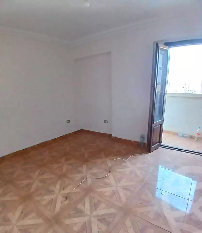 https://aqarmap.com.eg/ar/listing/6879044-for-sale-alexandria-el-asafra-l-sfr-bhry