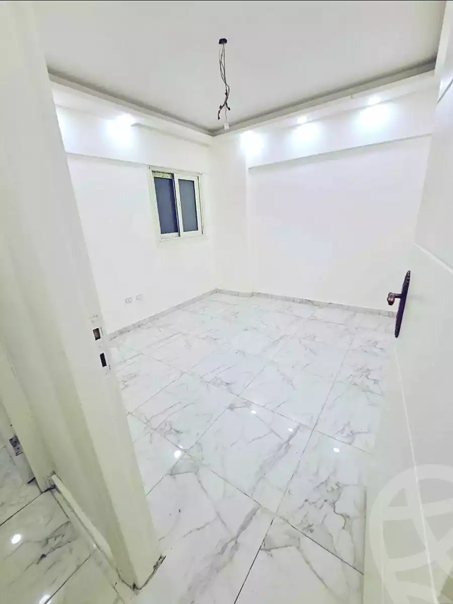 https://aqarmap.com.eg/en/listing/6879073-for-sale-alexandria-lsywf-gamila-city-compound