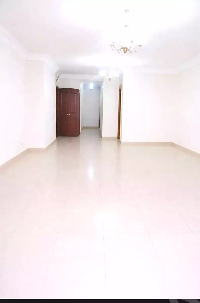 https://aqarmap.com.eg/en/listing/6879239-for-sale-alexandria-el-montazah-el-geesh