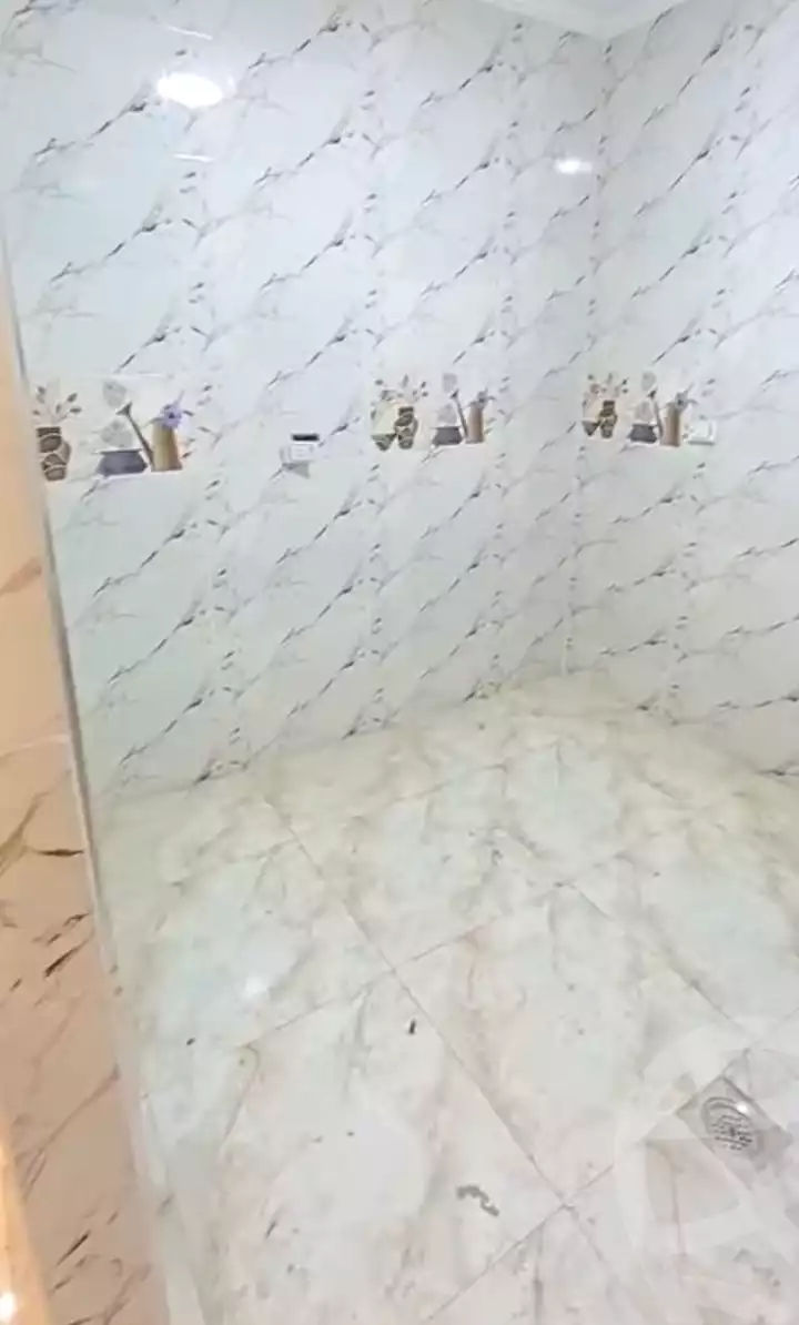 https://aqarmap.com.eg/ar/listing/6879416-for-sale-cairo-nozha-2-el-khamseen-st