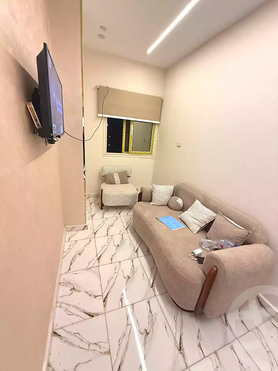 https://aqarmap.com.eg/ar/listing/6879511-for-rent-cairo-6th-of-october-el-ahyaa-neighborhood-1st-seventh-neighborhood