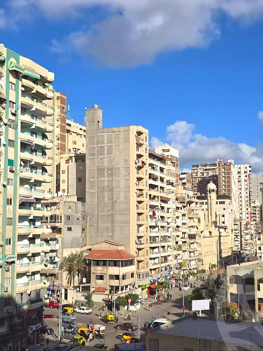 https://aqarmap.com.eg/ar/listing/6880049-for-sale-alexandria-sydy-bshr-sydy-bshr-bhry-khalil-hamada-st