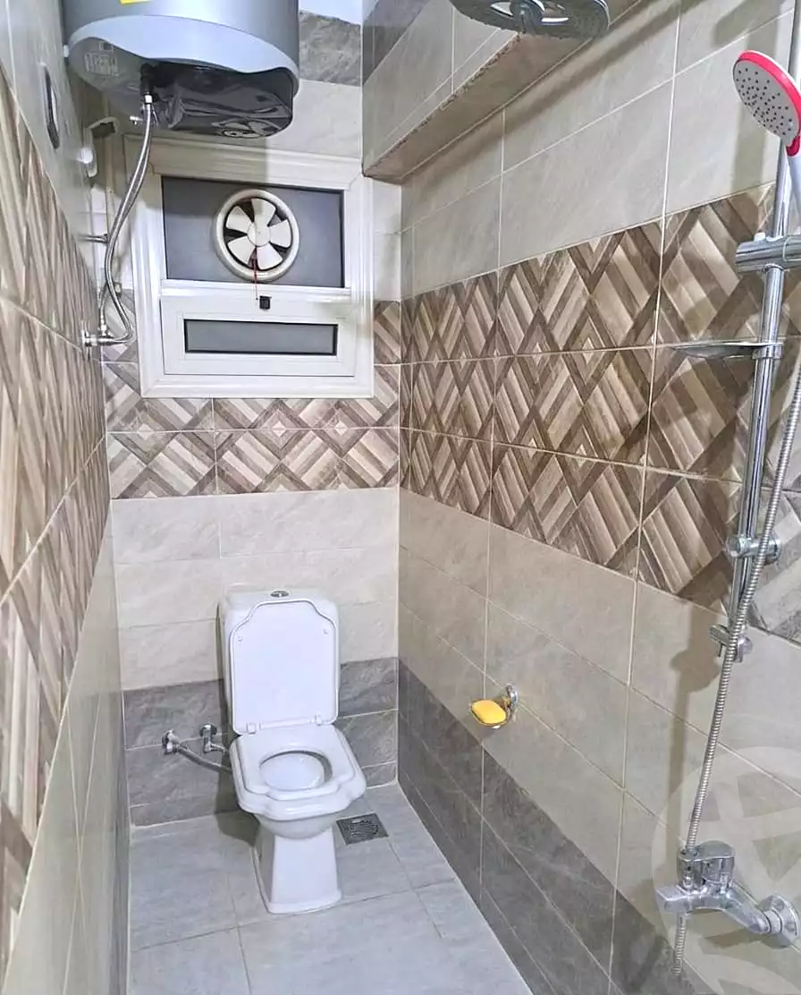 https://aqarmap.com.eg/ar/listing/6880675-for-sale-cairo-el-maadi-compounds-kmbwnd-wn-qtmyh-m-mr-lmrshdy