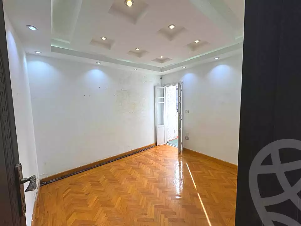 https://aqarmap.com.eg/ar/listing/6881031-for-rent-alexandria-sydy-bshr-sydy-bshr-bhry-mansour-el-qady-st