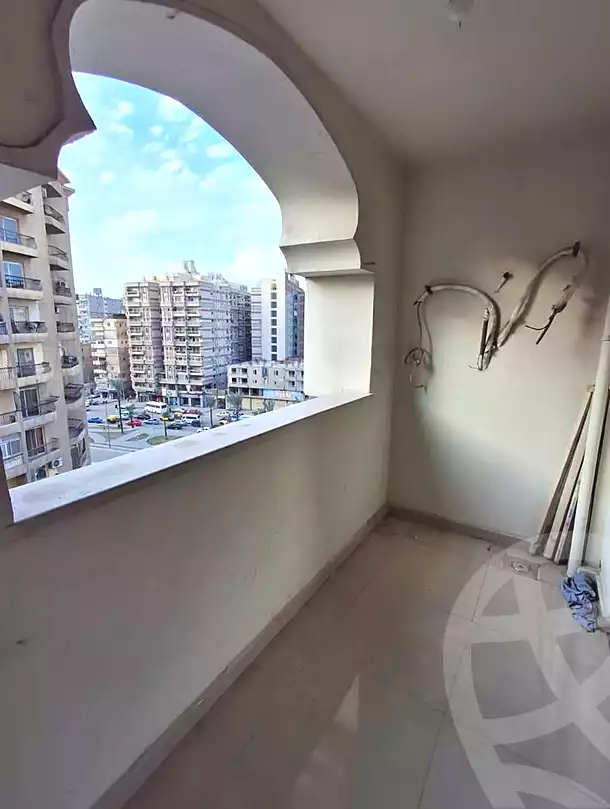 https://aqarmap.com.eg/en/listing/6881671-for-sale-alexandria-lsywf-city-light-compound