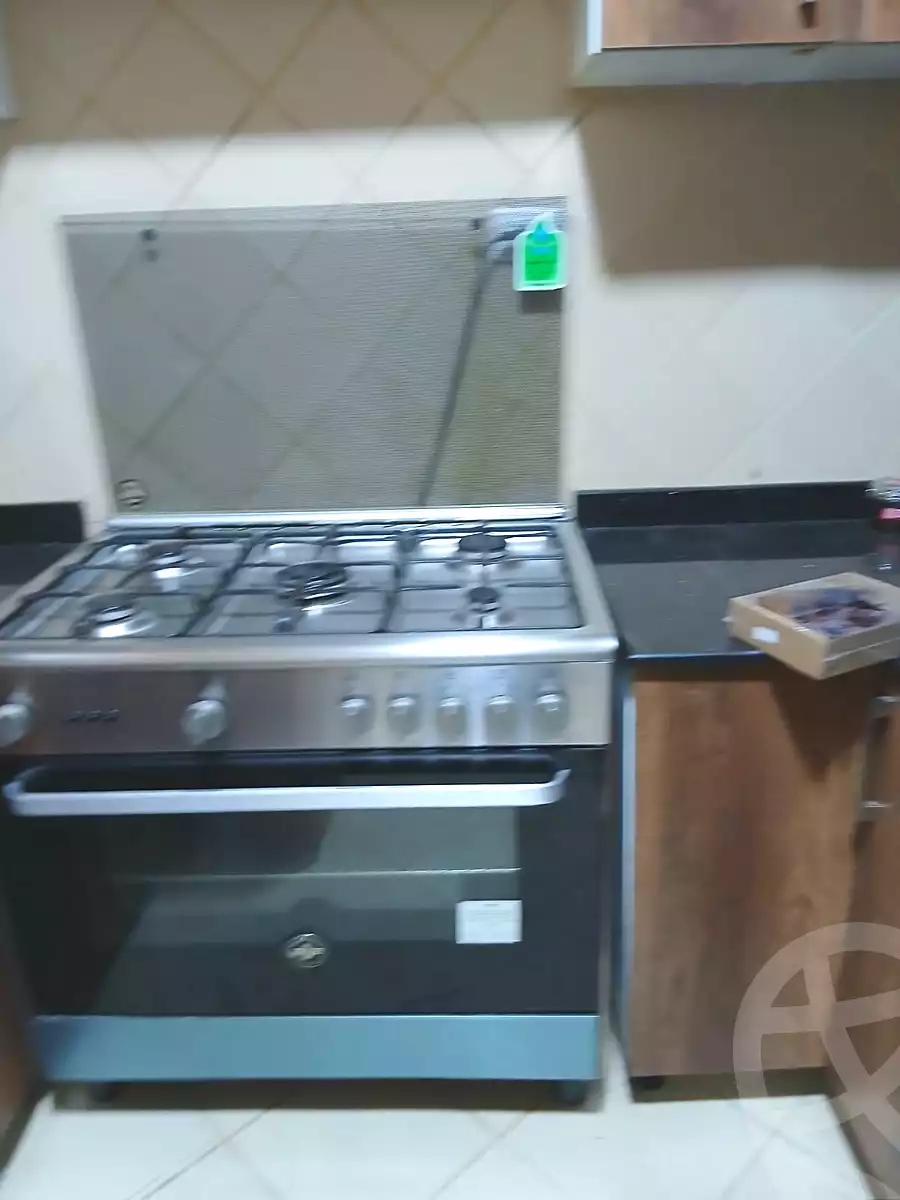 https://aqarmap.com.eg/ar/listing/6882077-for-rent-cairo-el-sheikh-zayed-city-compounds-dh-drys