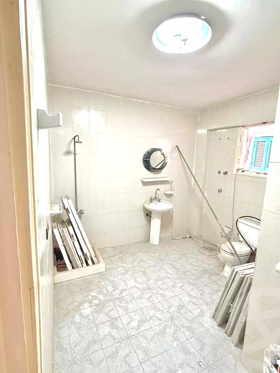 https://aqarmap.com.eg/ar/listing/6882143-for-sale-alexandria-al-agamy-lbytsh-shahr-al-assal-st