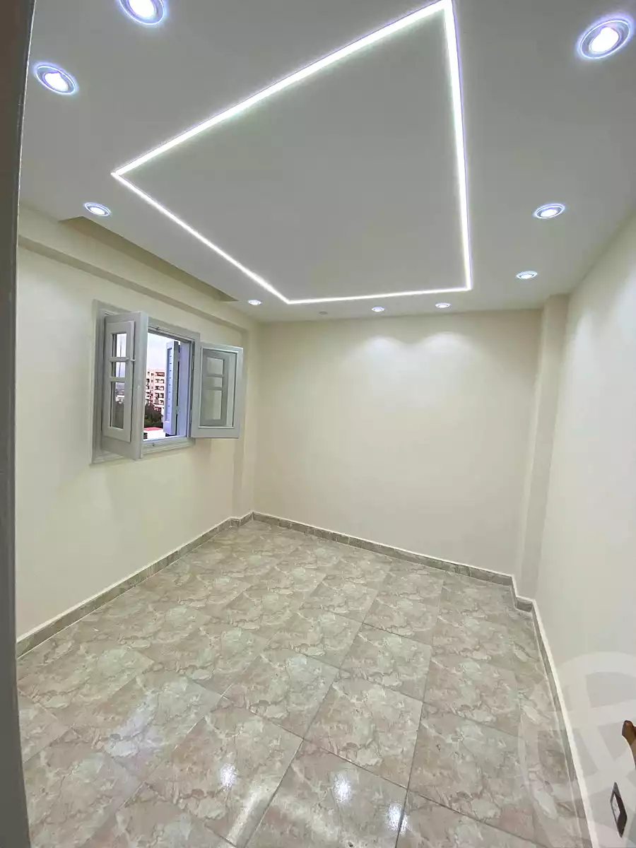 https://aqarmap.com.eg/ar/listing/6882547-for-sale-alexandria-al-agamy-lbytsh-ibrahim-othman-st