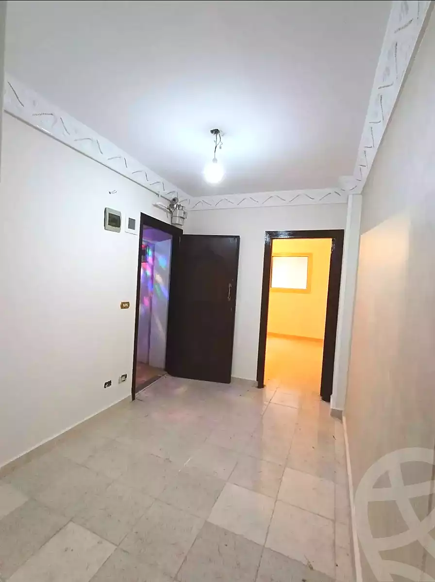 https://aqarmap.com.eg/en/listing/6882828-for-sale-alexandria-lsywf-el-falki