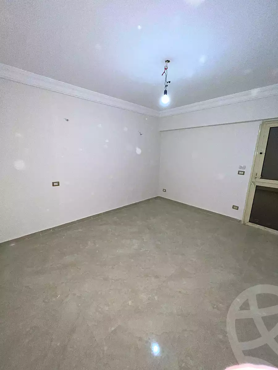 https://aqarmap.com.eg/ar/listing/6882875-for-sale-alexandria-glim-diab-st