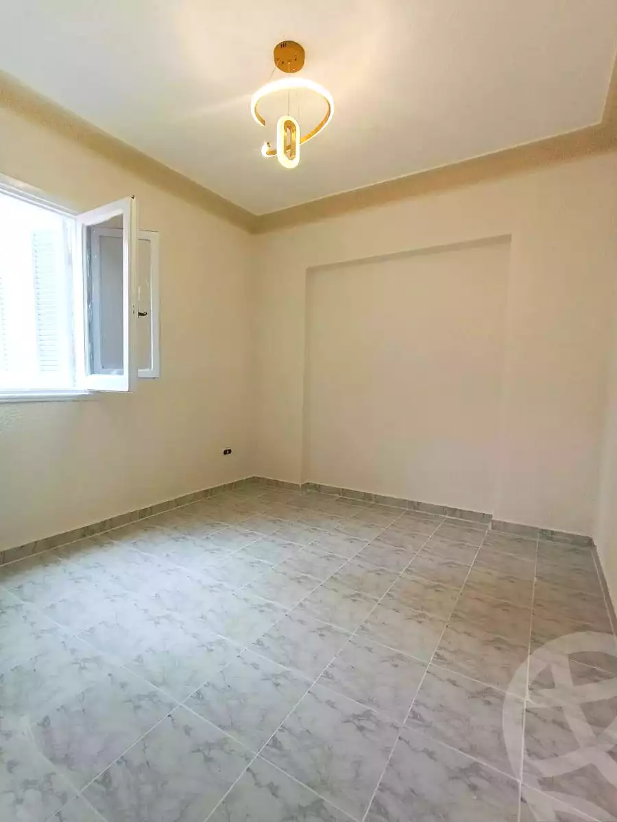 https://aqarmap.com.eg/ar/listing/6883263-for-sale-alexandria-al-agamy-shataa-el-nakheel