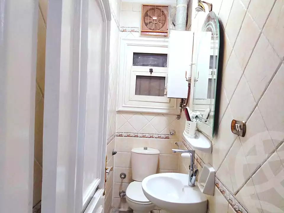 https://aqarmap.com.eg/en/listing/6883266-for-sale-alexandria-moharram-bey-el-maamoun-st
