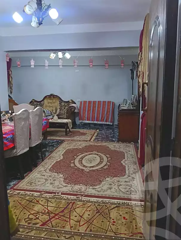 https://aqarmap.com.eg/en/listing/6883271-for-sale-alexandria-al-agamy-el-hanouvel-el-kholafaa-el-rashdeen-st