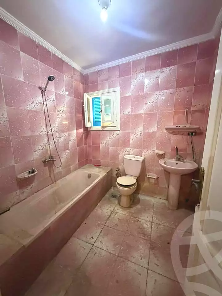 https://aqarmap.com.eg/en/listing/6883518-for-rent-alexandria-al-agamy-lbytsh