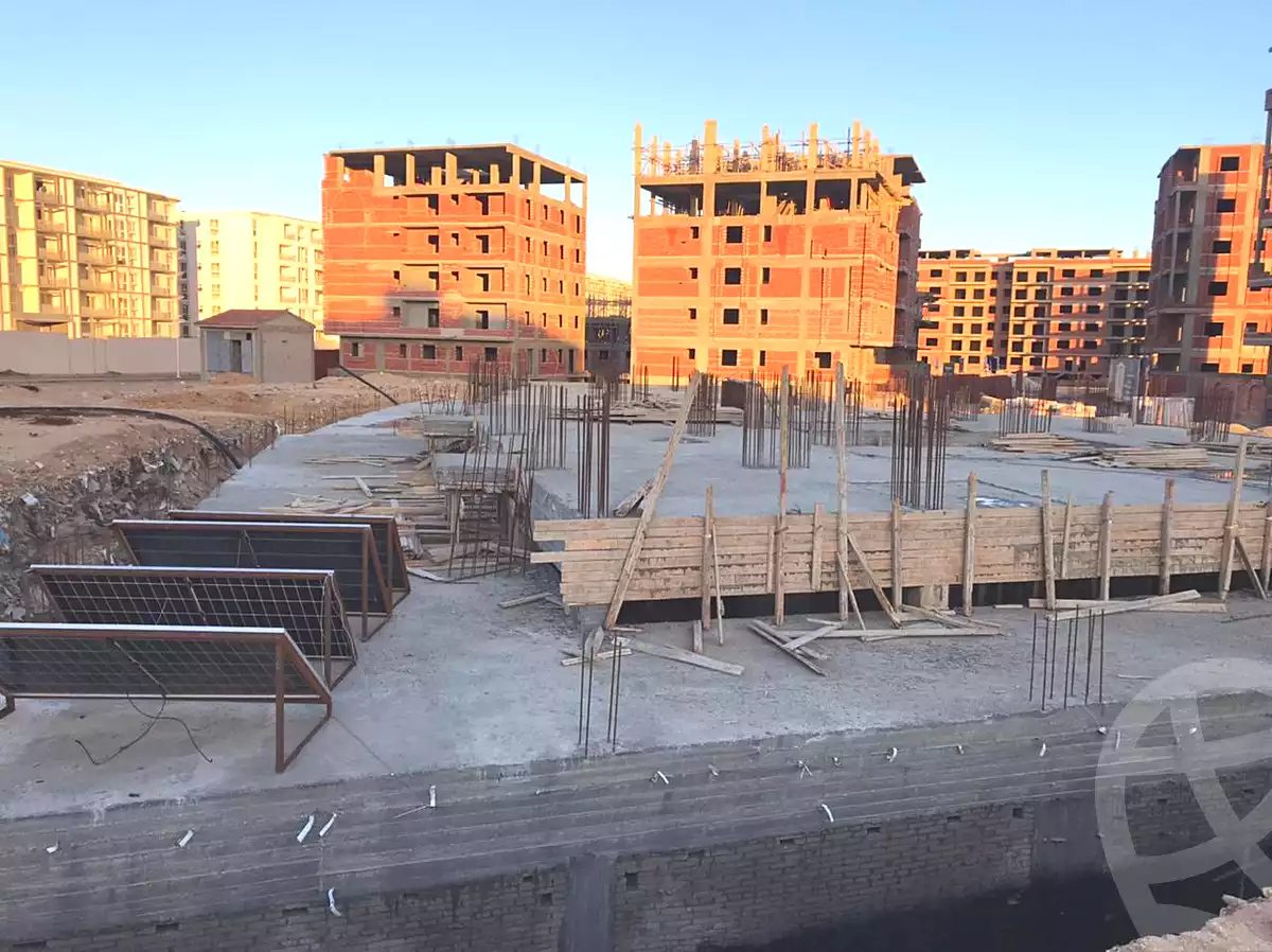 https://aqarmap.com.eg/ar/listing/6883446-for-sale-cairo-el-sheikh-zayed-city-bait-el-watan-phase-7-el-takmelya