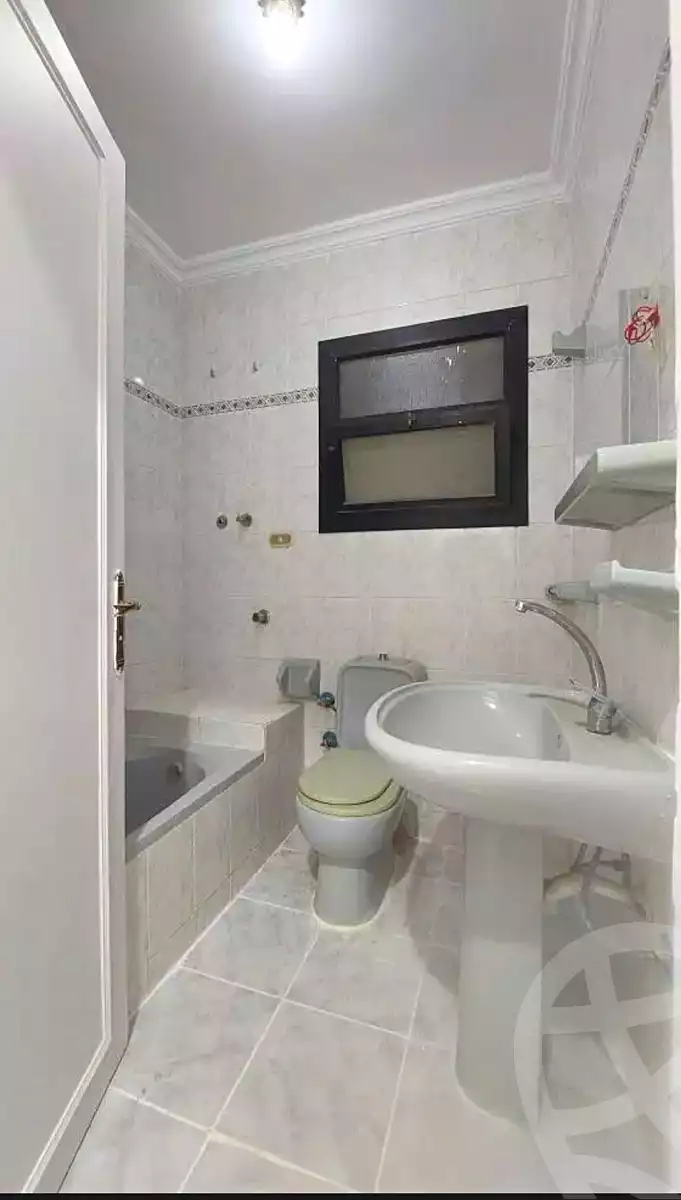 https://aqarmap.com.eg/en/listing/6883689-for-sale-alexandria-al-agamy-shataa-el-nakheel