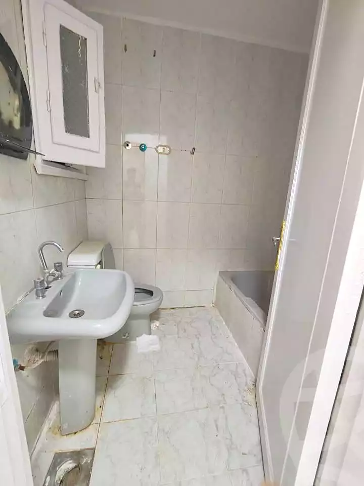 https://aqarmap.com.eg/en/listing/6883859-for-sale-alexandria-al-agamy-shataa-el-nakheel