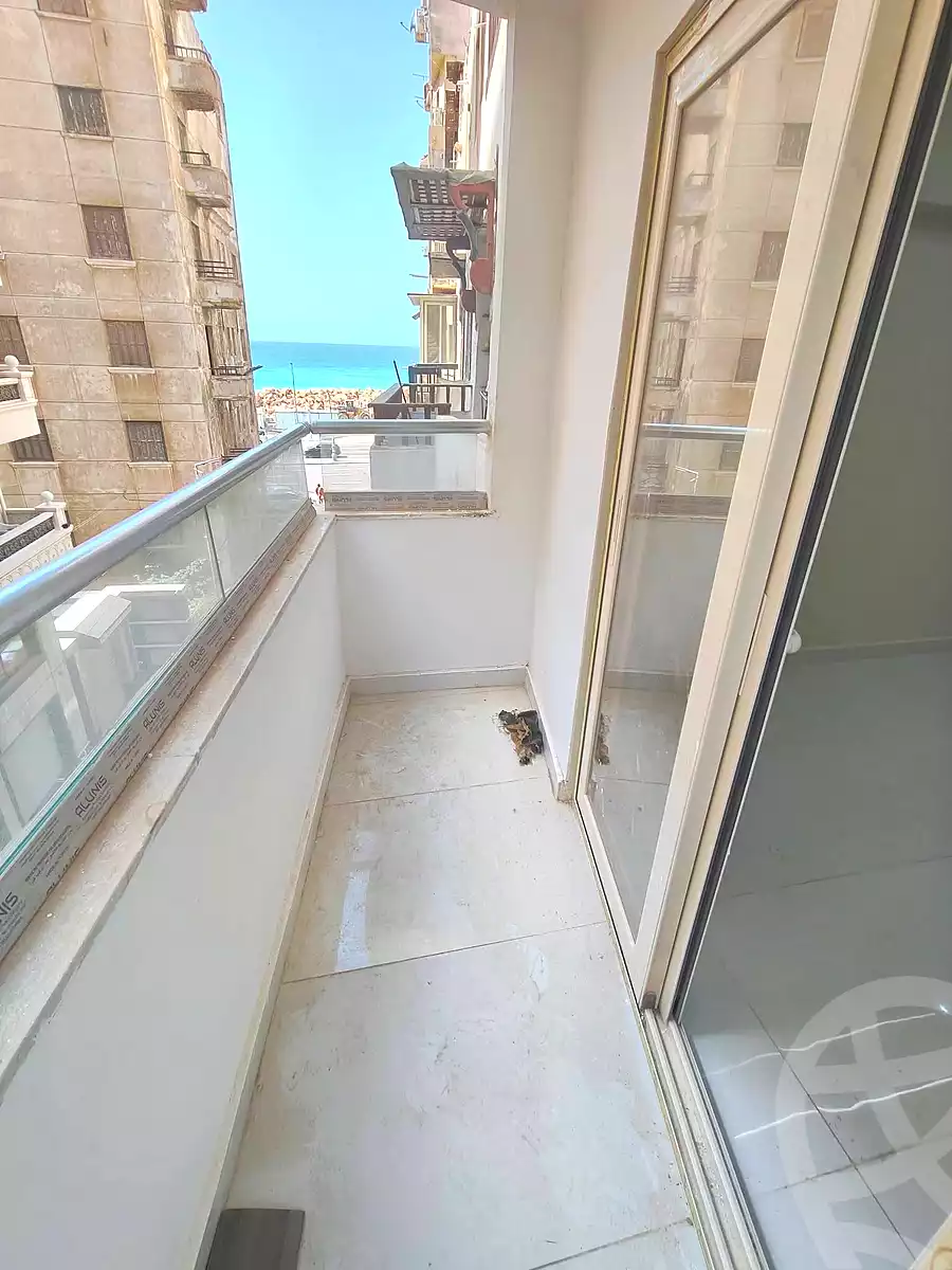 https://aqarmap.com.eg/en/listing/6883899-for-sale-alexandria-lauran